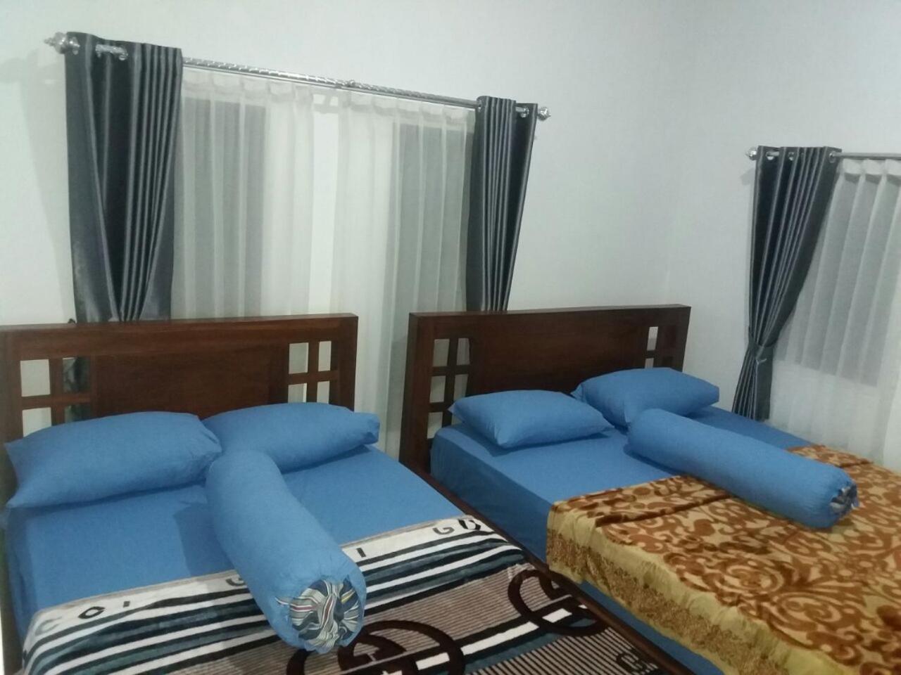 Kota Baru Homestay Джепара Екстер'єр фото